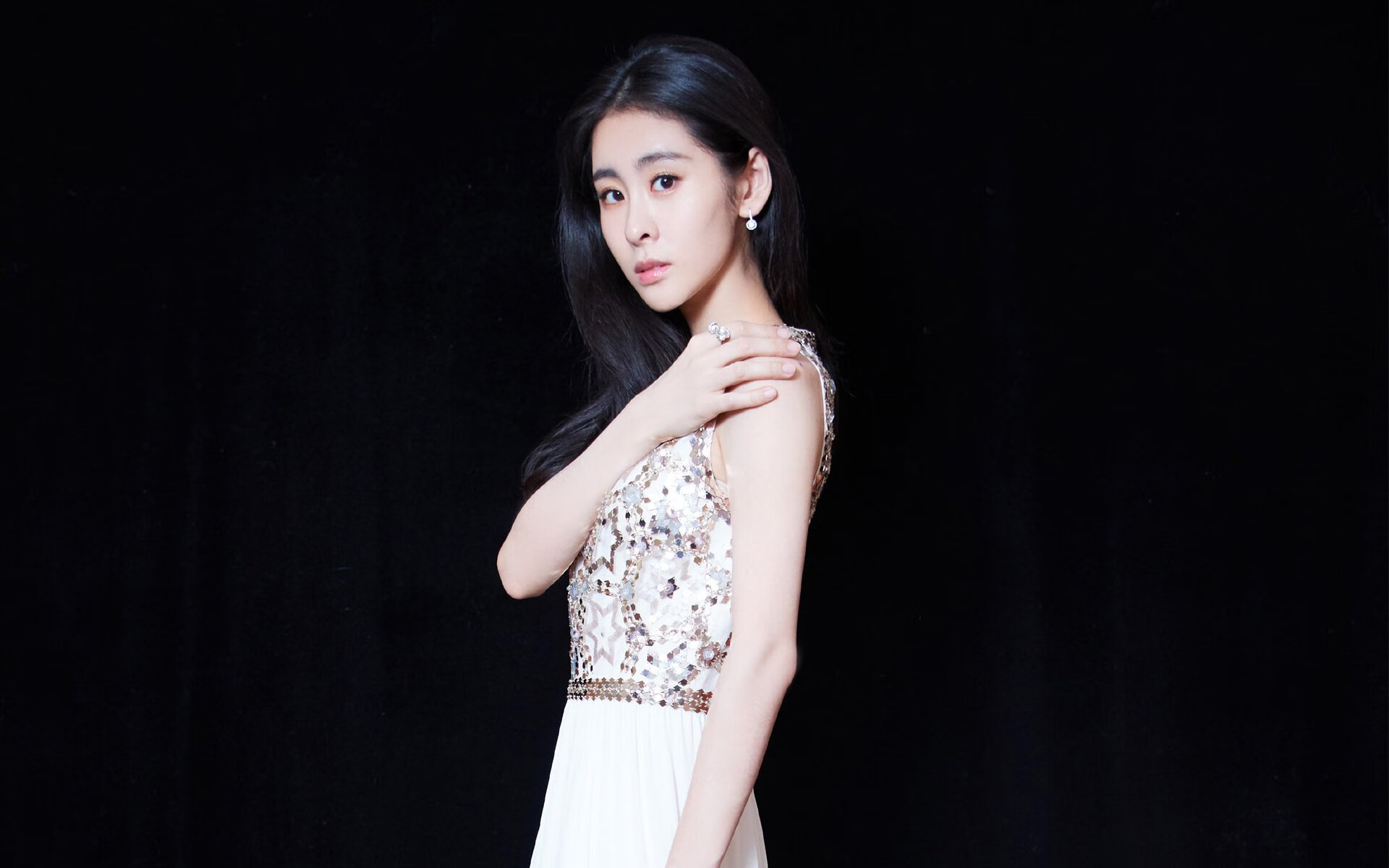 福克斯的冰与火，大舞台的孤胆英雄与纽约街头的团队绞杀